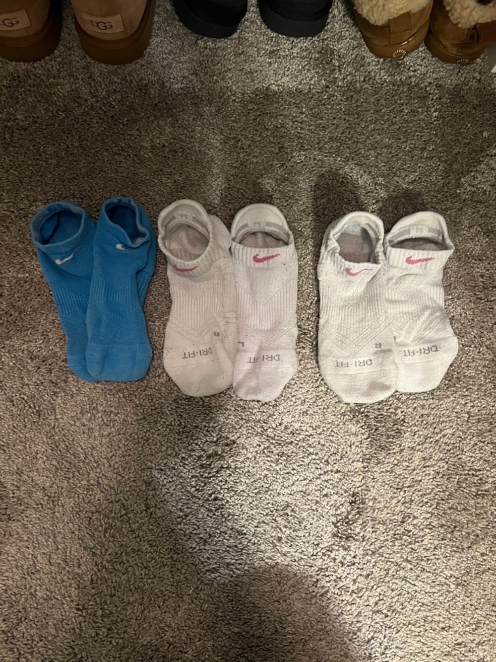 Nike No-Show Athletic Socks in Blue and White - 3 Pairs